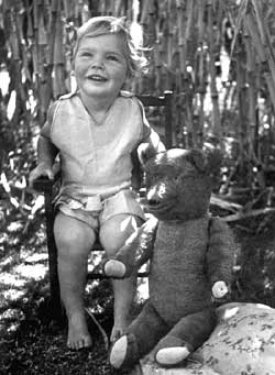 cathie_sep1936_250.jpg