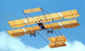 farman_boxkite_rplica_1_350.jpg