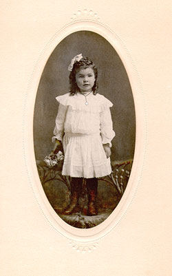 ruth_3yrs_c1904_250.jpg